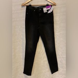 Mossimo Womens Skinny Jeans, NWT, size 2, black, stretch